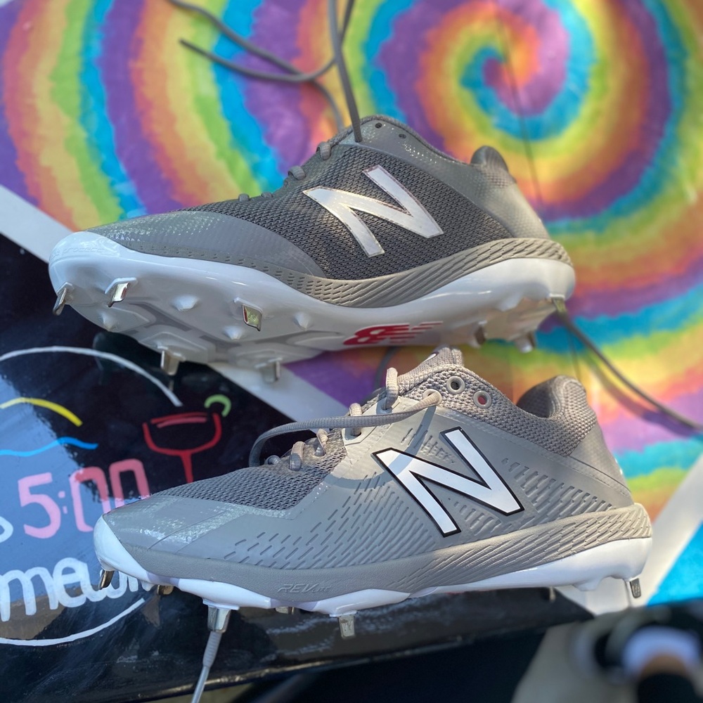 Baseball cleats - Picture 2 of 3